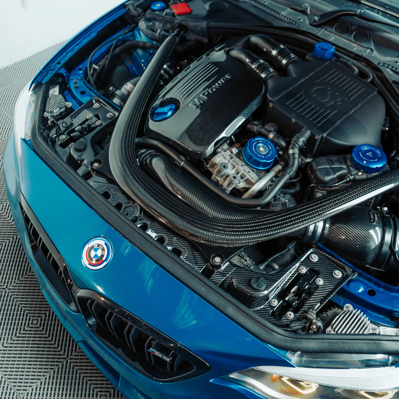 BMW F87 M2/F80 M3/F82 M4 CARBON FIBRE Front Radiator Support Brace